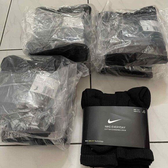 Nike Everyday Cotton Cushioned Crew Socks (SX7666-010) - Picture 3 of 3